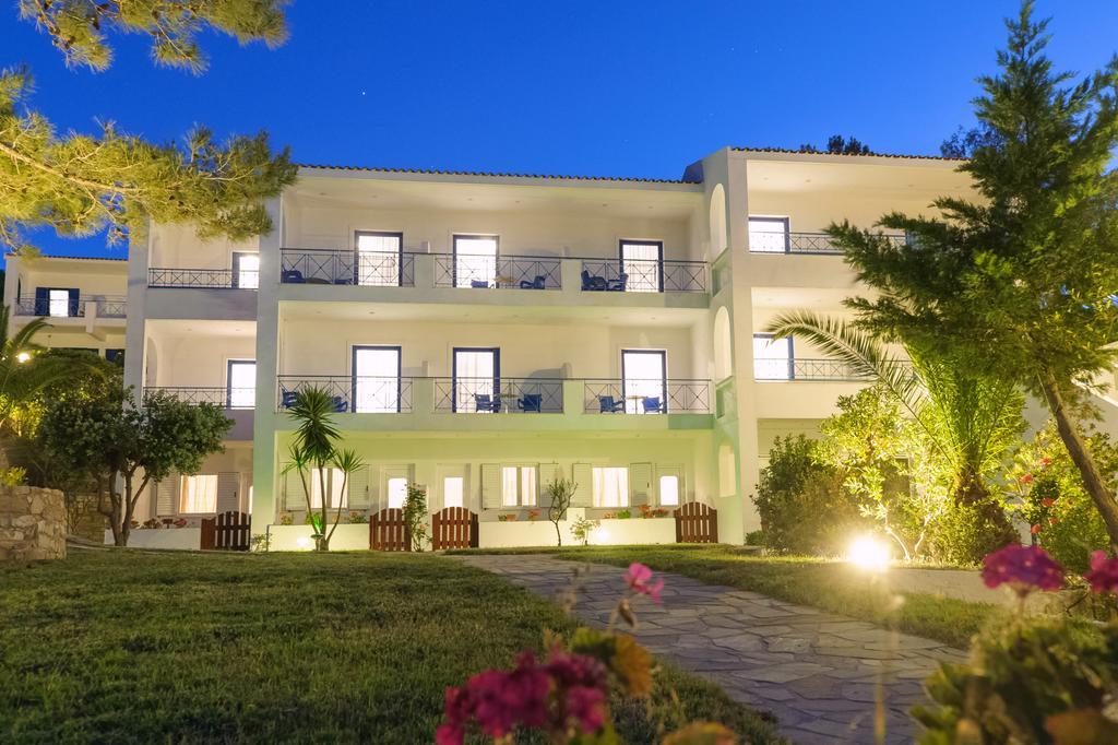 Karras Star Hotel Evdilos  Exterior photo
