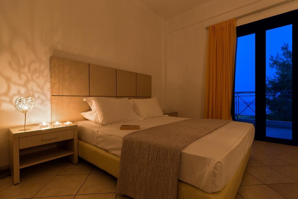 Karras Star Hotel Evdilos  Exterior photo